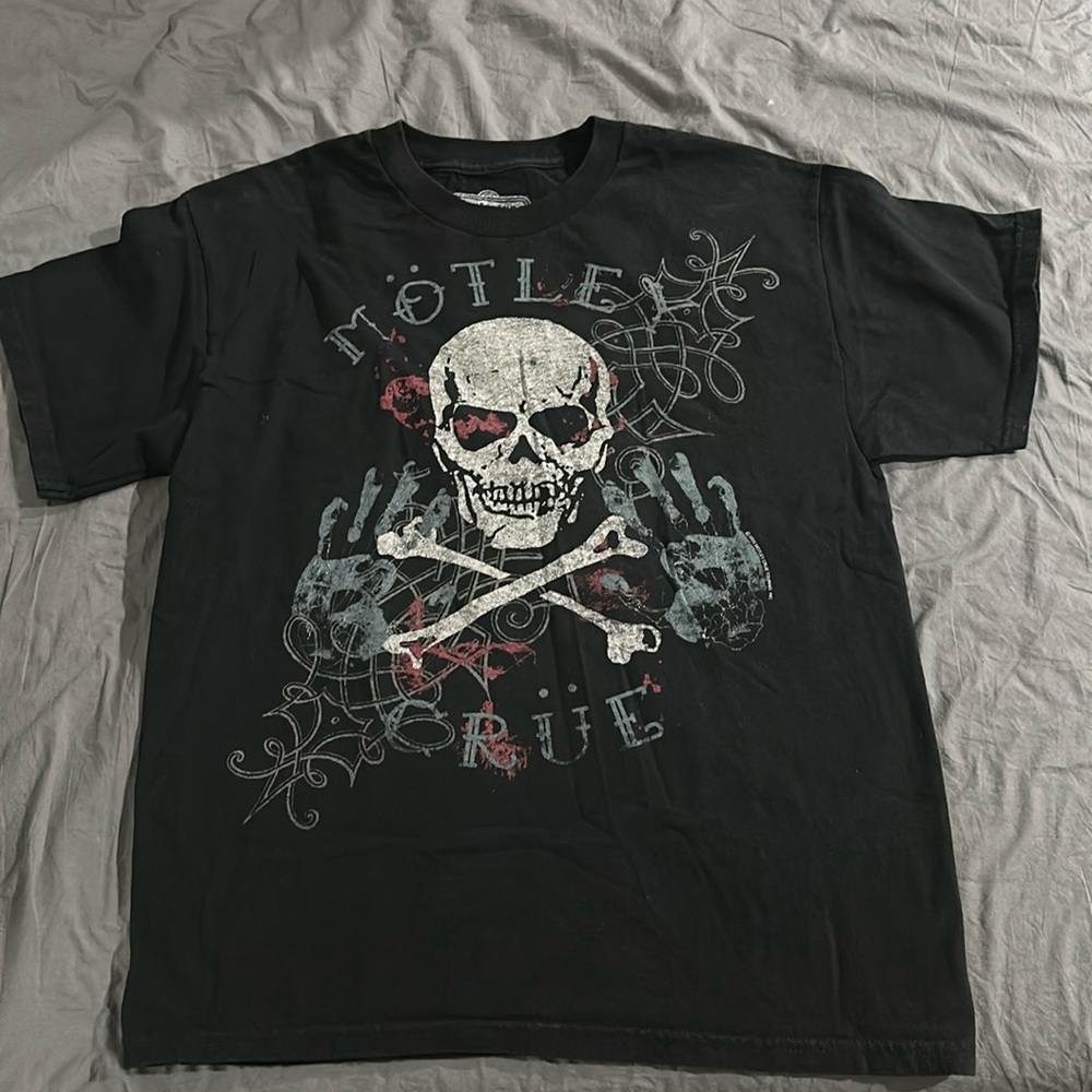 Motley Crue tee-size 1